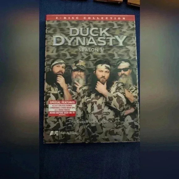 Duck Dynasty Season Three DVD (EUC) - Picture 2 of 5